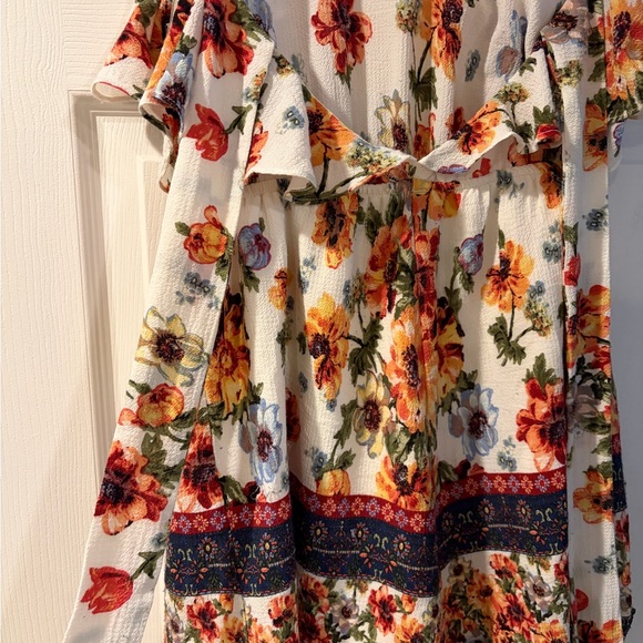 Floral Romper with Ruffles - Picture 7 of 11